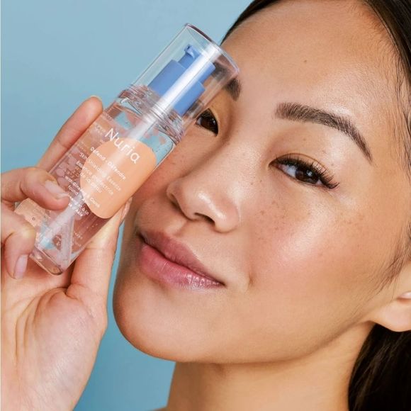 Nuria Defend Skin Shielding Essence - Picture 7 of 9